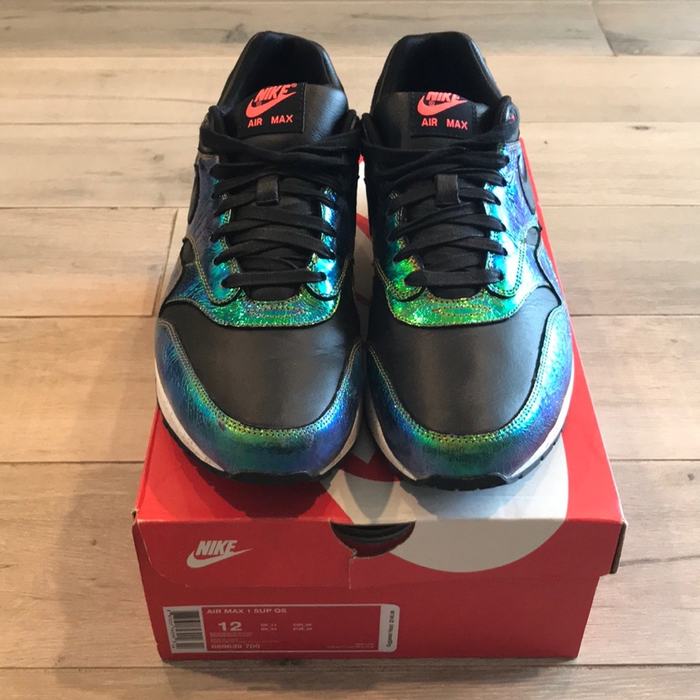 NIKE AIR MAX 1 Supreme QS Trophy Pack-size 12